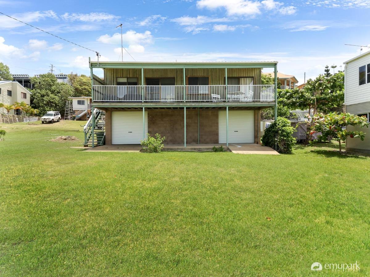 Four Palm'S Villa Emu Park Exterior photo